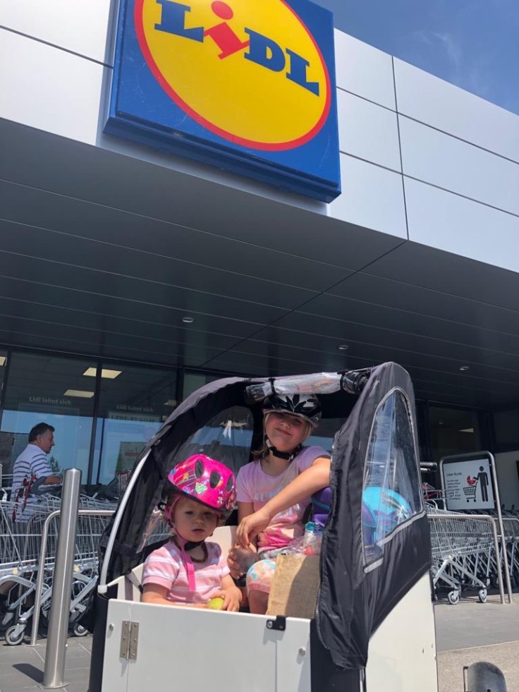 932ea850-e5dc-4777-bbf8-0e8f45bc8b1c